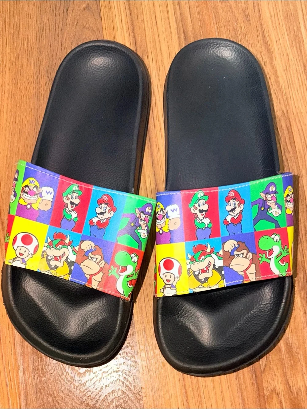 Nintendo Multicolor Super Mario Character Slides unisex 8/9